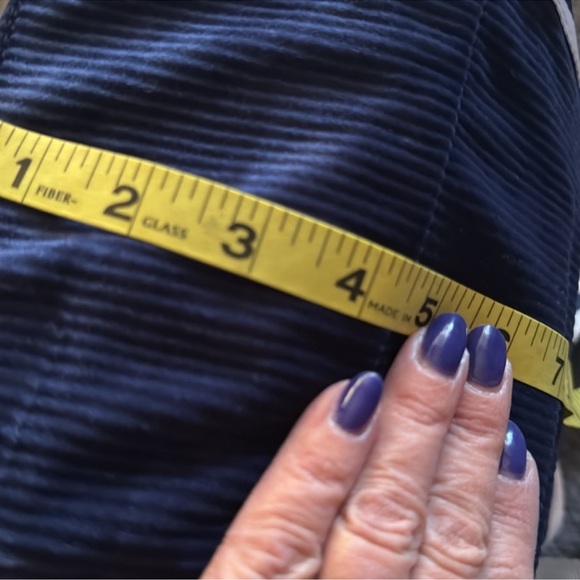 NWT- Victoria Secret Zippered Velour Navy Tote Bag - Picture 7 of 9